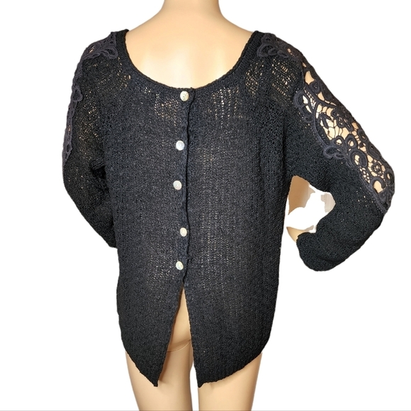 IRIS knitted black sweater. - Picture 10 of 16
